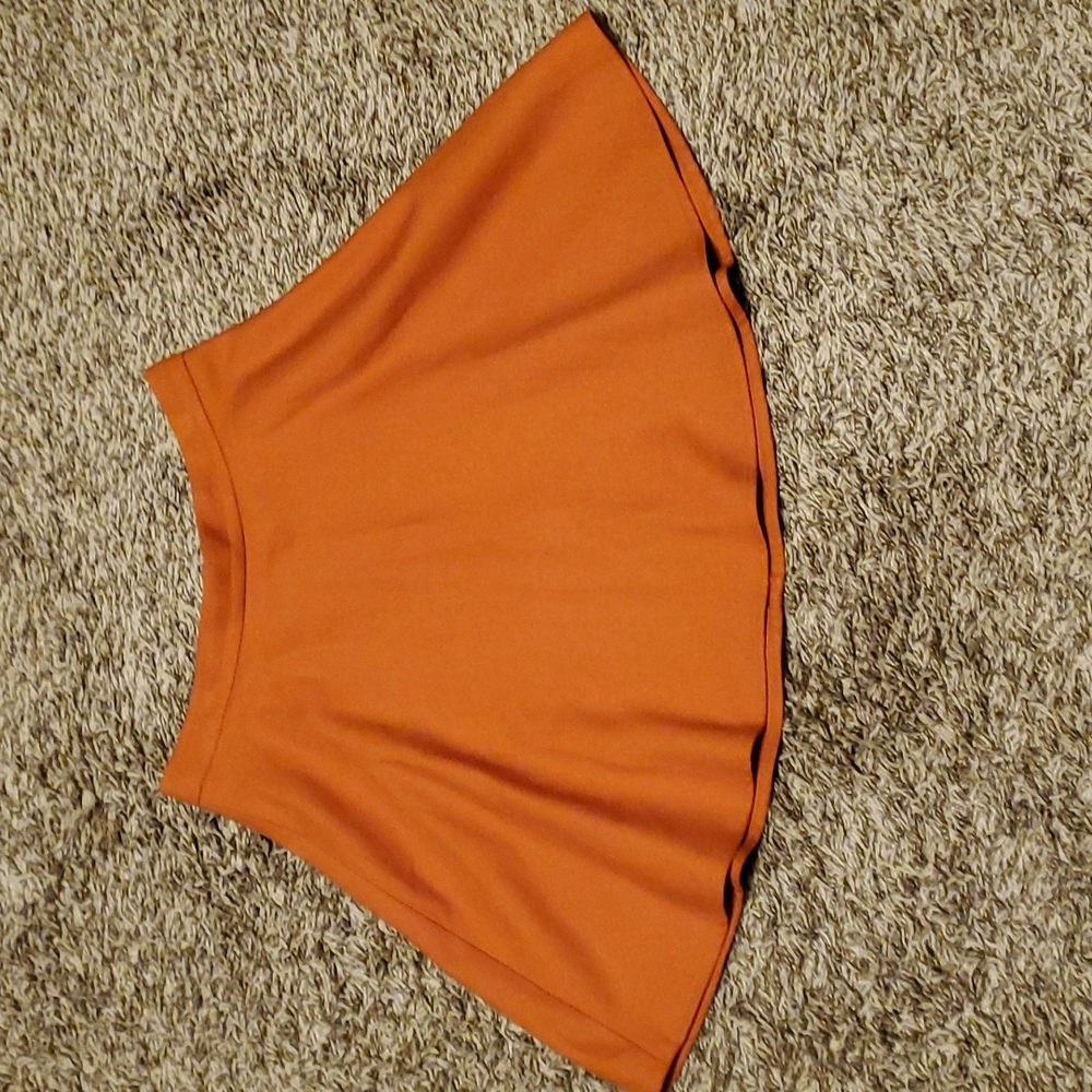 Club Monaco mini skirt